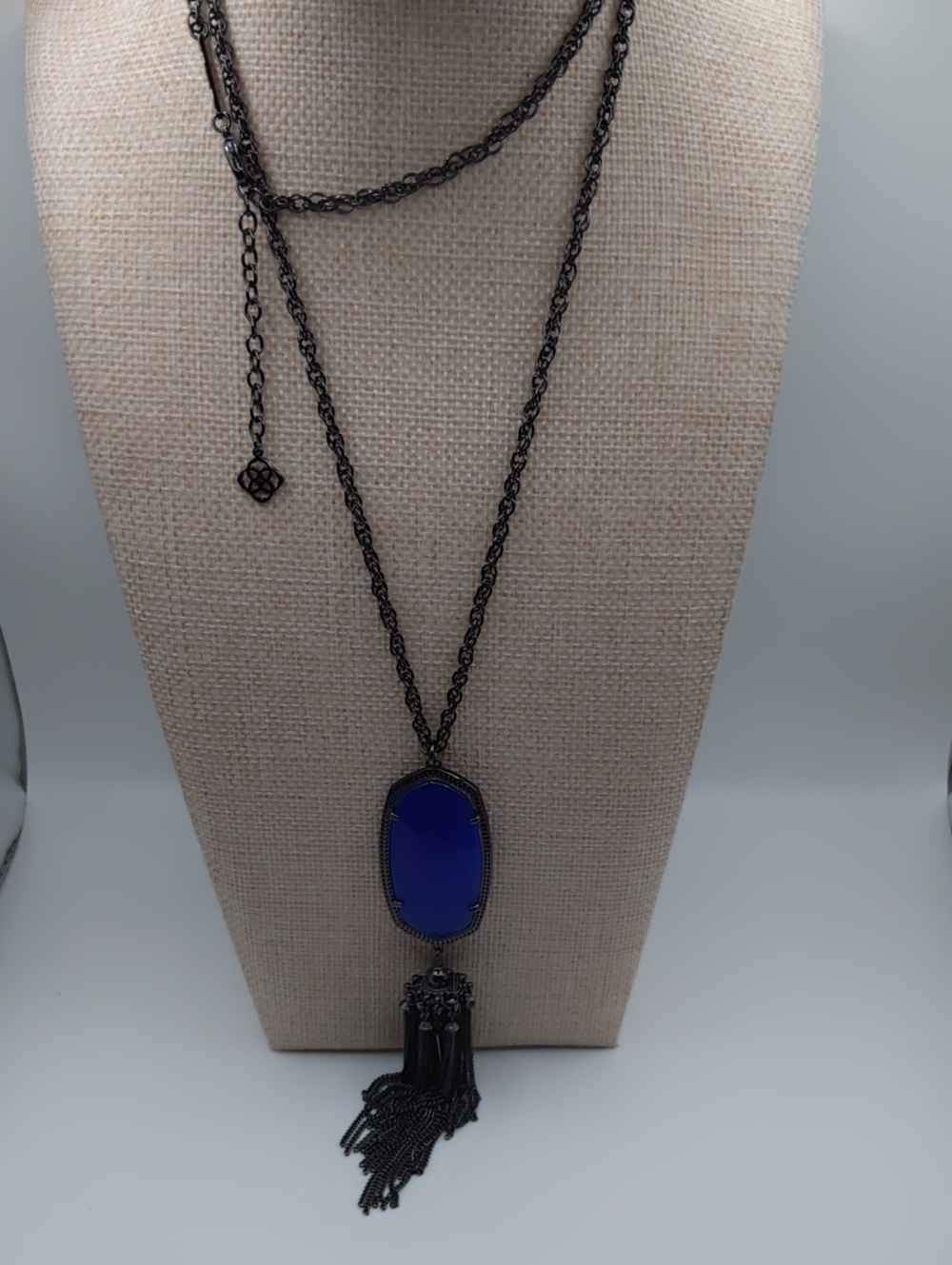 Kendra Scott Rayne Blue Cats Eye Pendant And Gunmetal Chain And Tassel Rare - Picture 6 of 6